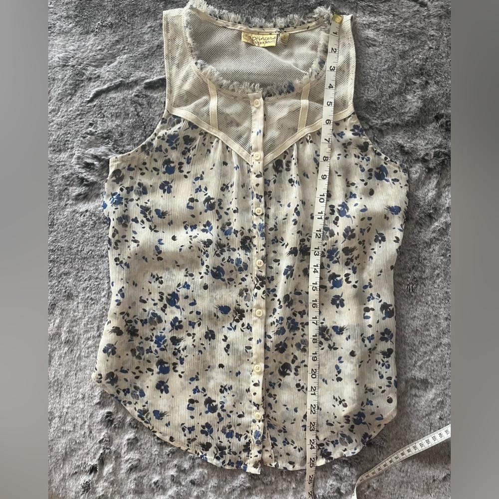 Princess Vera Wang Sheer Button-Front Sleeveless Top Small Cream & Blue Floral - Picture 10 of 13